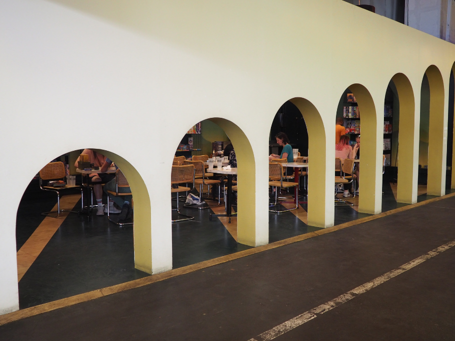 Multivers - Ground Control