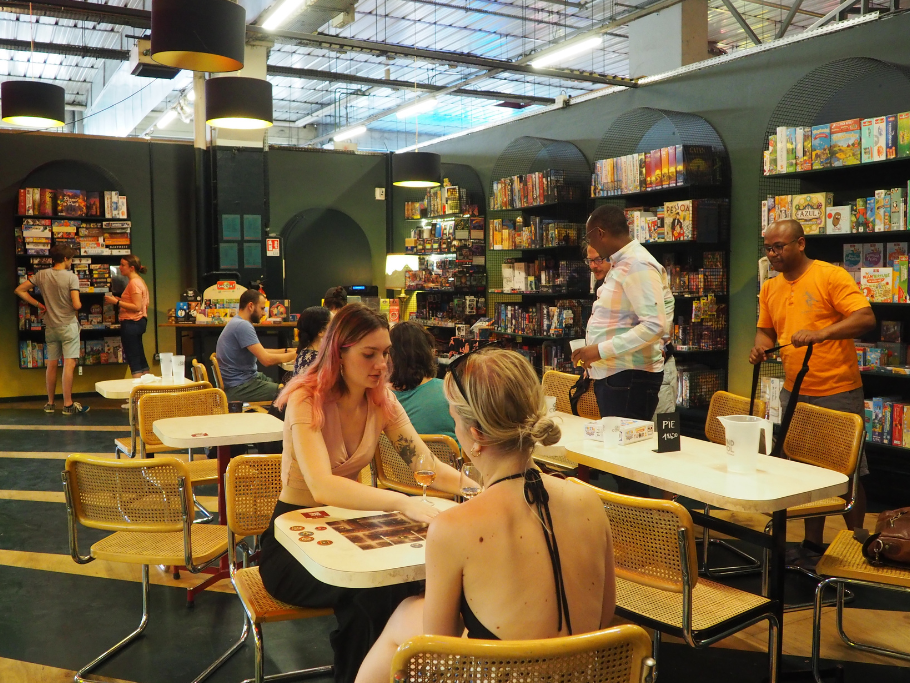 Multivers - Ground Control