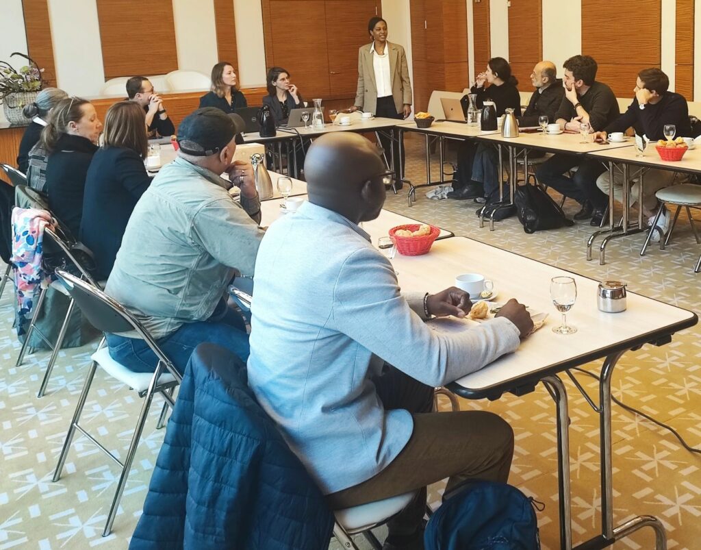 Participez aux ateliers gratuits de Paris Initiative Entreprise à la Mairie du 17e. Apprenez à gérer votre relation avec les banques et à piloter votre entreprise. Inscrivez-vous dès maintenant !